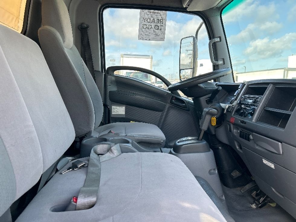 Light Duty Box Truck-Light and Medium Duty Trucks-Isuzu-2021-NPR EFI-Harahan-LA-103,782\n\t\tmiles-$ 37,500 - Image 22