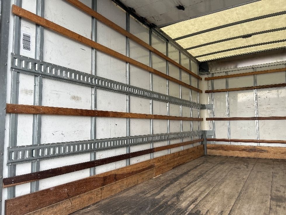 Light Duty Box Truck-Light and Medium Duty Trucks-Isuzu-2021-NPR EFI-Harahan-LA-119,464\n\t\tmiles-$ 35,750 - Image 11