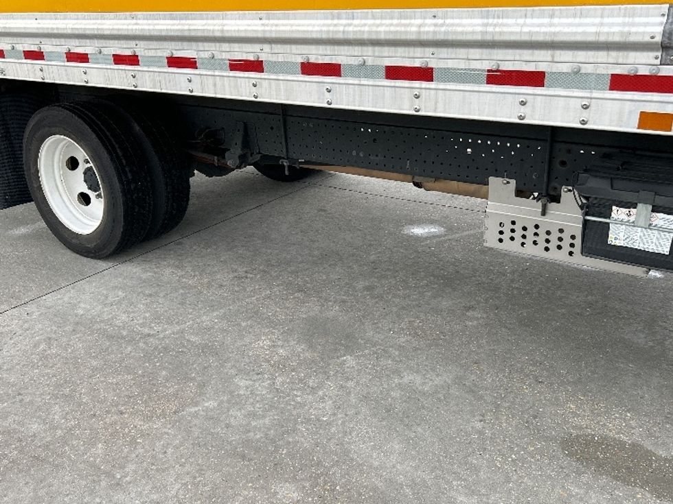 Light Duty Box Truck-Light and Medium Duty Trucks-Isuzu-2021-NPR EFI-Harahan-LA-119,464\n\t\tmiles-$ 35,750 - Image 14