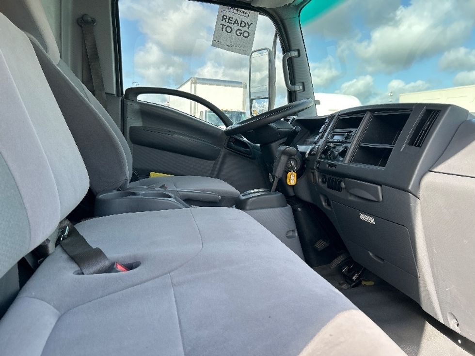 Light Duty Box Truck-Light and Medium Duty Trucks-Isuzu-2021-NPR EFI-Harahan-LA-86,066\n\t\tmiles-$ 39,750 - Image 22