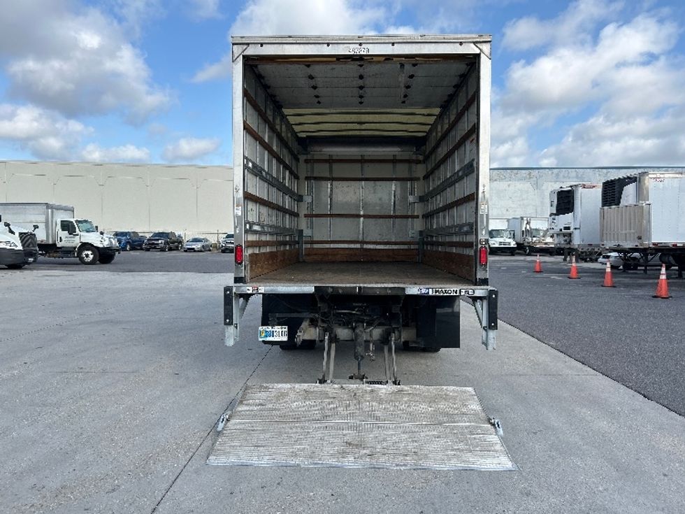 Light Duty Box Truck-Light and Medium Duty Trucks-Isuzu-2021-NPR EFI-Harahan-LA-86,066\n\t\tmiles-$ 39,750 - Image 9
