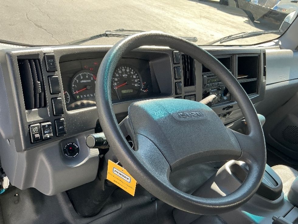 Light Duty Box Truck-Light and Medium Duty Trucks-Isuzu-2021-NPR EFI-Harrisburg-PA-101,802\n\t\tmiles-$ 41,500 - Image 17