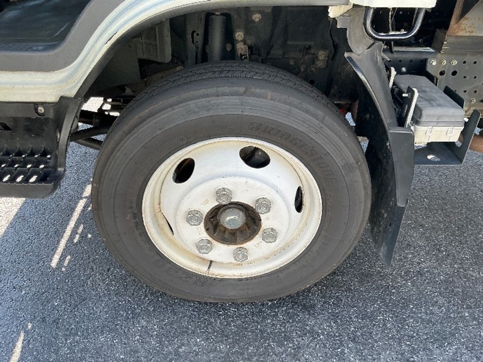 2021 Isuzu NPR photo 20
