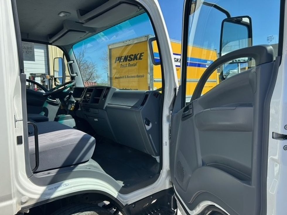 Light Duty Box Truck-Light and Medium Duty Trucks-Isuzu-2021-NPR EFI-Harrisburg-PA-85,296\n\t\tmiles-$ 40,250 - Image 15