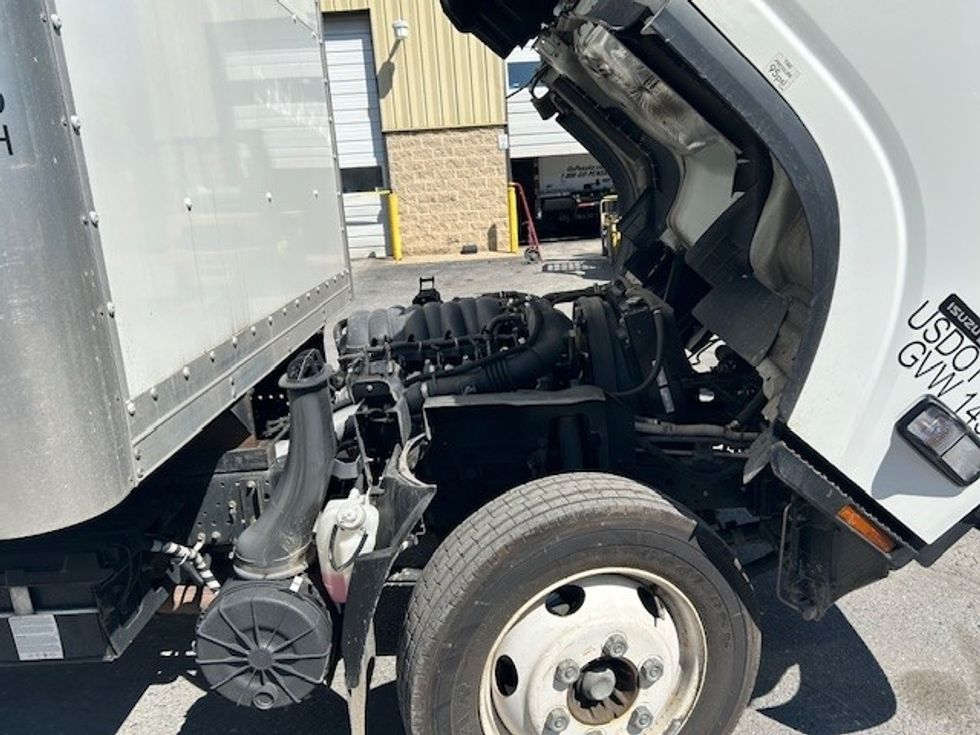 Light Duty Box Truck-Light and Medium Duty Trucks-Isuzu-2021-NPR EFI-Harrisburg-PA-85,296\n\t\tmiles-$ 40,250 - Image 18