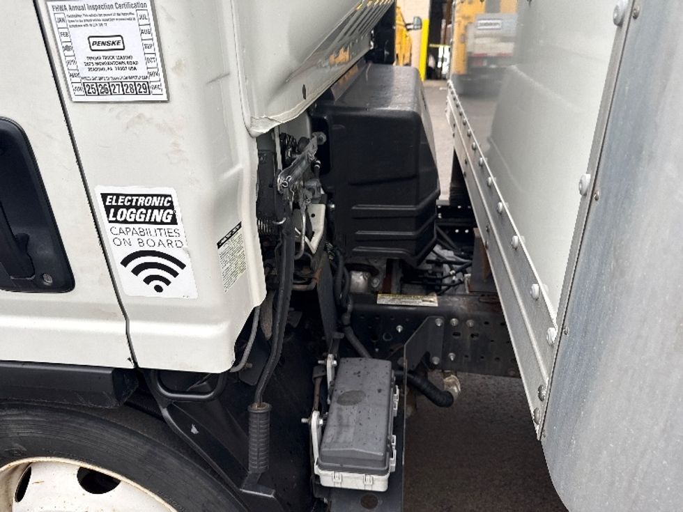 Light Duty Box Truck-Light and Medium Duty Trucks-Isuzu-2021-NPR EFI-Hazleton-PA-79,965\n\t\tmiles-$ 43,000 - Image 24