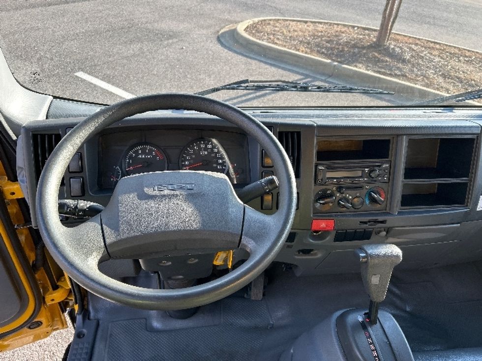 Light Duty Box Truck-Light and Medium Duty Trucks-Isuzu-2021-NPR EFI-Homewood-AL-112,466\n\t\tmiles-$ 36,500 - Image 18