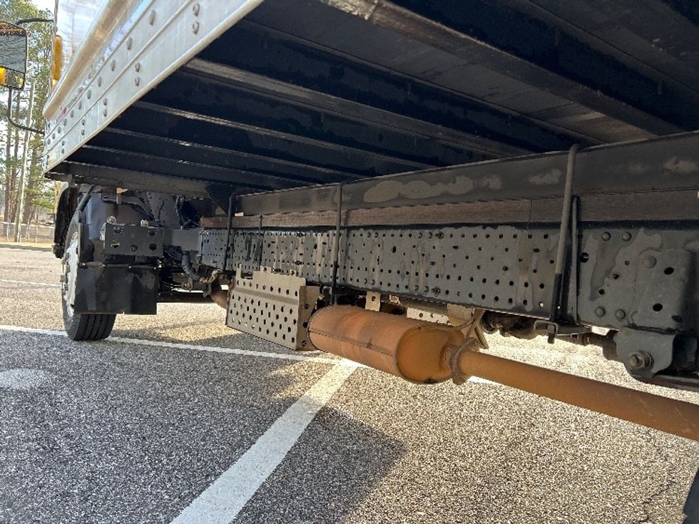 Light Duty Box Truck-Light and Medium Duty Trucks-Isuzu-2021-NPR EFI-Homewood-AL-112,466\n\t\tmiles-$ 36,500 - Image 5