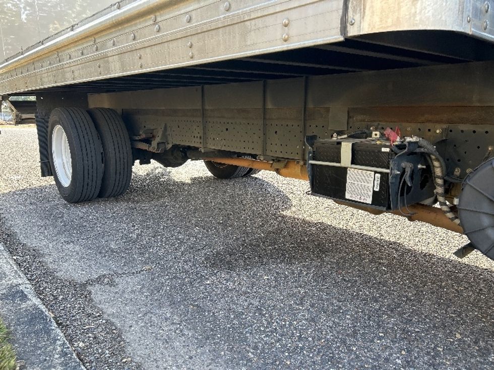 Light Duty Box Truck-Light and Medium Duty Trucks-Isuzu-2021-NPR EFI-Homewood-AL-143,947\n\t\tmiles-$ 32,000 - Image 14