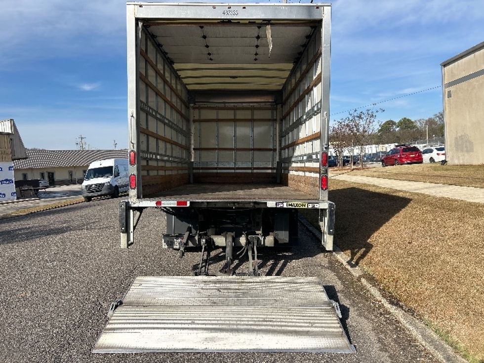 Light Duty Box Truck-Light and Medium Duty Trucks-Isuzu-2021-NPR EFI-Homewood-AL-143,947\n\t\tmiles-$ 32,000 - Image 9