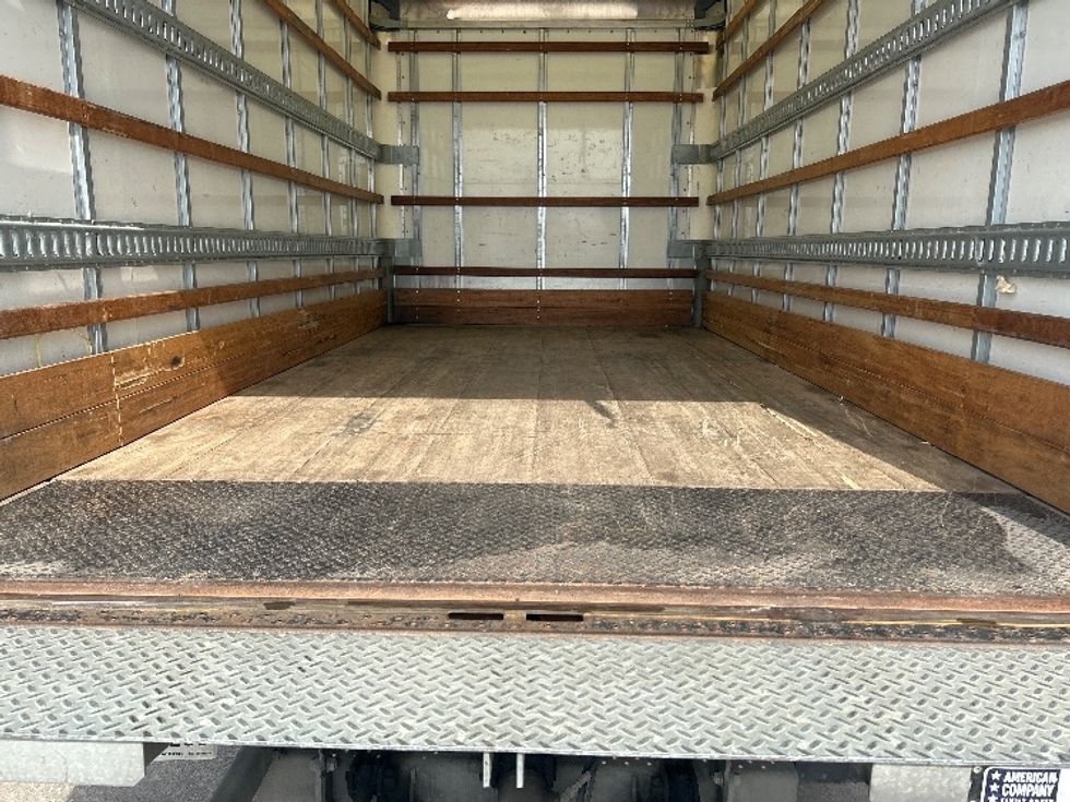 Light Duty Box Truck-Light and Medium Duty Trucks-Isuzu-2021-NPR EFI-Houston-TX-95,509\n\t\tmiles-$ 41,500 - Image 10