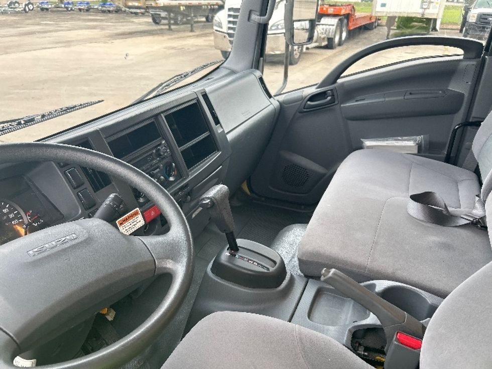 Light Duty Box Truck-Light and Medium Duty Trucks-Isuzu-2021-NPR EFI-Houston-TX-95,509\n\t\tmiles-$ 41,500 - Image 17