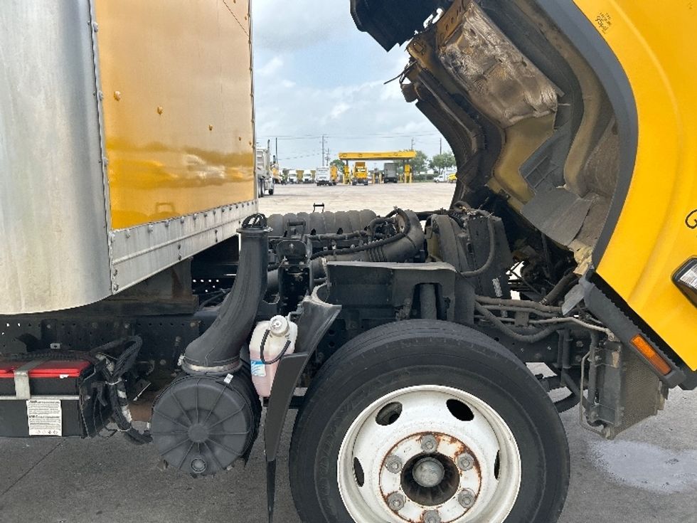 Light Duty Box Truck-Light and Medium Duty Trucks-Isuzu-2021-NPR EFI-Houston-TX-95,509\n\t\tmiles-$ 41,500 - Image 23