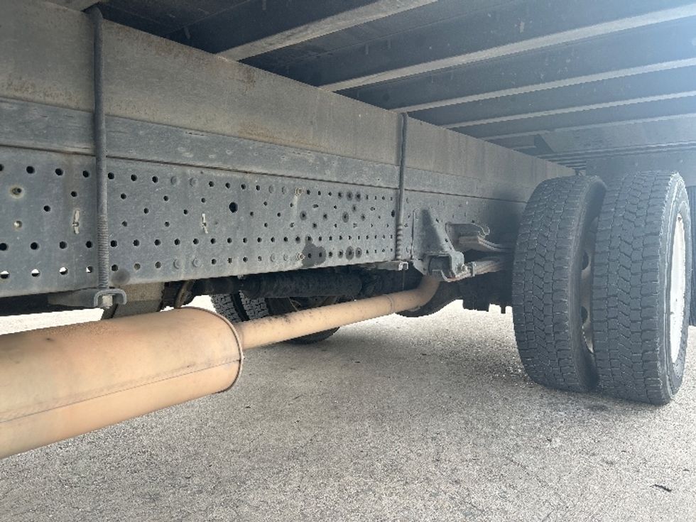 Light Duty Box Truck-Light and Medium Duty Trucks-Isuzu-2021-NPR EFI-Houston-TX-95,509\n\t\tmiles-$ 41,500 - Image 5