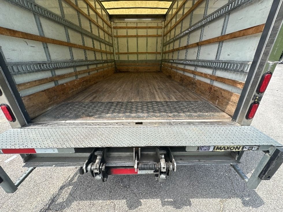 Light Duty Box Truck-Light and Medium Duty Trucks-Isuzu-2021-NPR EFI-Huntington-WV-107,370\n\t\tmiles-$ 37,000 - Image 10