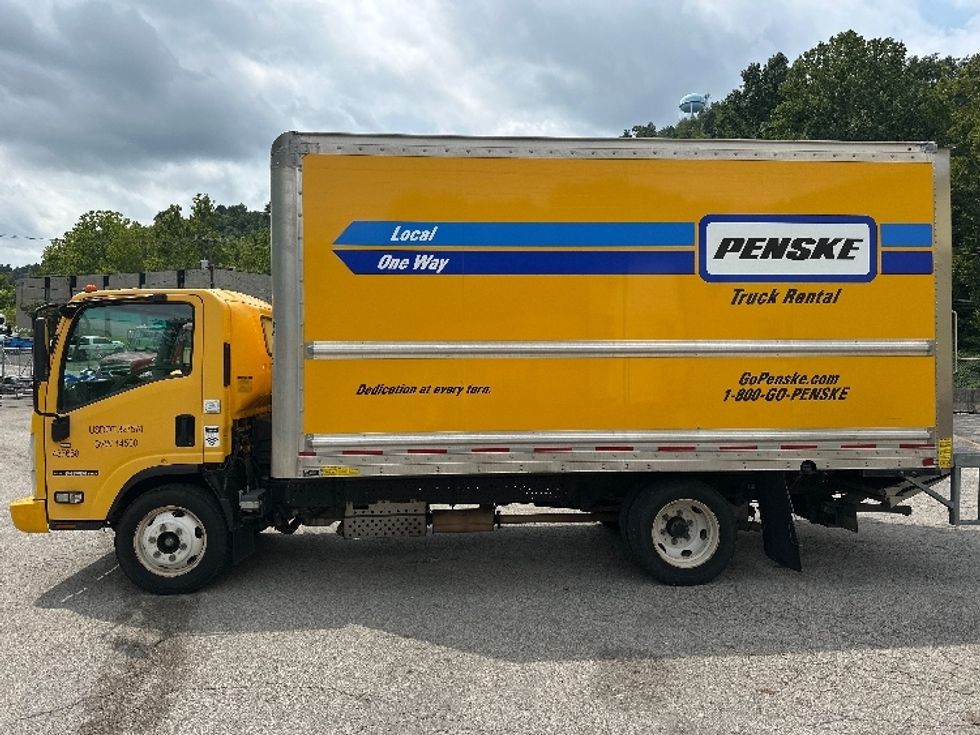 Light Duty Box Truck-Light and Medium Duty Trucks-Isuzu-2021-NPR EFI-Huntington-WV-107,370\n\t\tmiles-$ 37,000 - Image 4