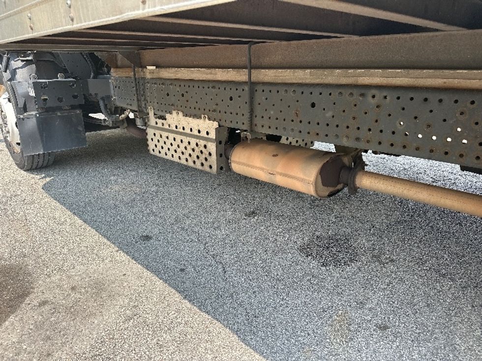 Light Duty Box Truck-Light and Medium Duty Trucks-Isuzu-2021-NPR EFI-Huntington-WV-107,370\n\t\tmiles-$ 37,000 - Image 5