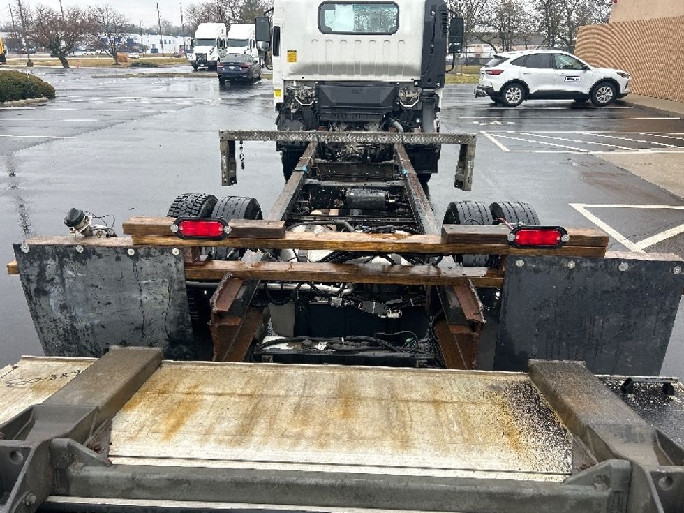 Light Duty Box Truck-Light and Medium Duty Trucks-Isuzu-2021-NPR EFI-Indianapolis-IN-77,411\n\t\tmiles-$ 39,250 - Image 8