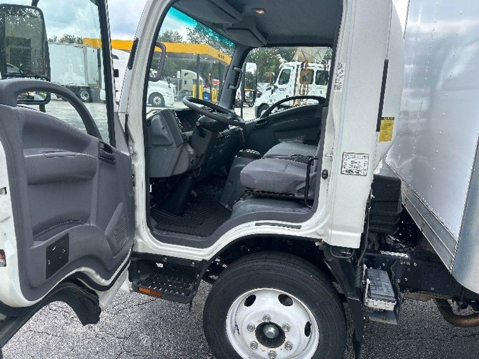 Light Duty Box Truck-Light and Medium Duty Trucks-Isuzu-2021-NPR EFI-Jacksonville-FL-12,283\n\t\tmiles-$ 56,500 - Image 16