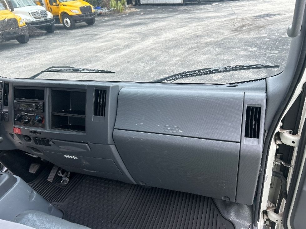 Light Duty Box Truck-Light and Medium Duty Trucks-Isuzu-2021-NPR EFI-Jacksonville-FL-12,283\n\t\tmiles-$ 56,500 - Image 21