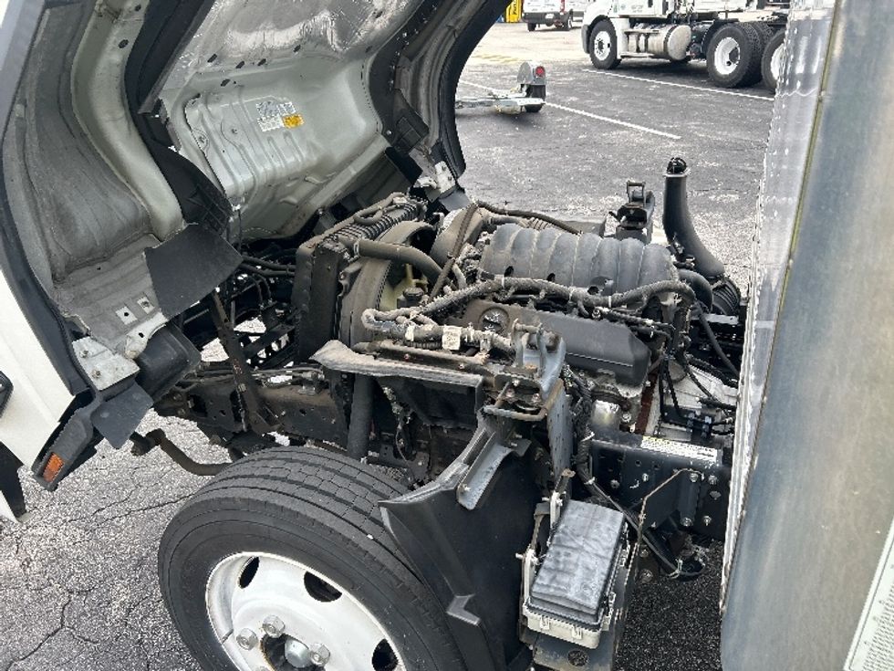 Light Duty Box Truck-Light and Medium Duty Trucks-Isuzu-2021-NPR EFI-Jacksonville-FL-12,283\n\t\tmiles-$ 56,500 - Image 24