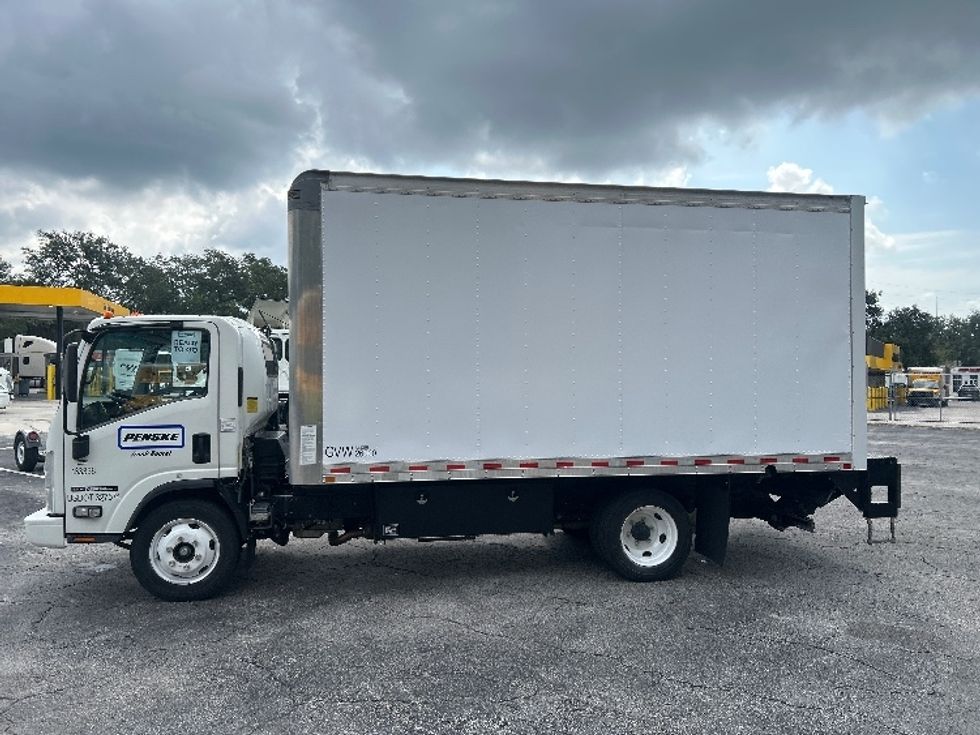 Light Duty Box Truck-Light and Medium Duty Trucks-Isuzu-2021-NPR EFI-Jacksonville-FL-12,283\n\t\tmiles-$ 56,500 - Image 4