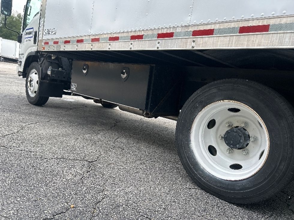 Light Duty Box Truck-Light and Medium Duty Trucks-Isuzu-2021-NPR EFI-Jacksonville-FL-12,283\n\t\tmiles-$ 56,500 - Image 5