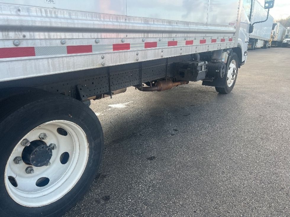 Light Duty Box Truck-Light and Medium Duty Trucks-Isuzu-2021-NPR EFI-Jessup-MD-113,744\n\t\tmiles-$ 38,750 - Image 14