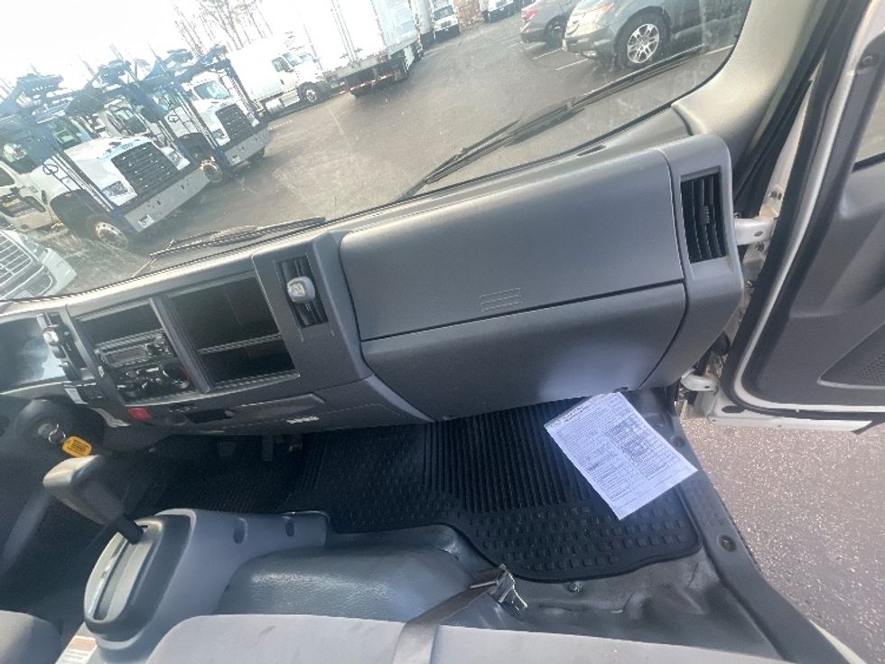 Light Duty Box Truck-Light and Medium Duty Trucks-Isuzu-2021-NPR EFI-Jessup-MD-113,744\n\t\tmiles-$ 38,750 - Image 21