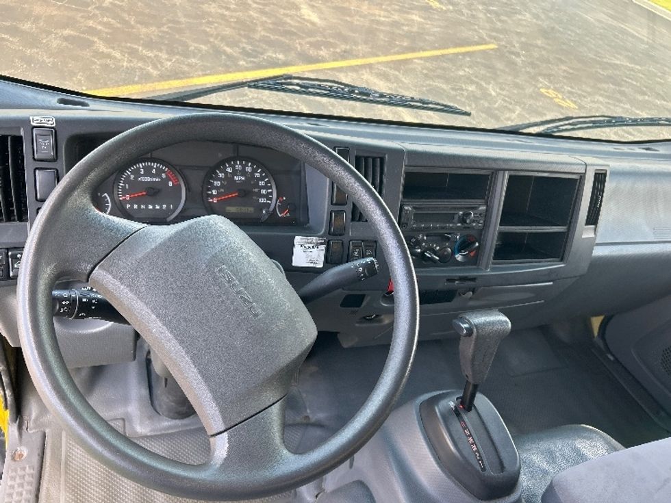 Light Duty Box Truck-Light and Medium Duty Trucks-Isuzu-2021-NPR EFI-La Porte-IN-109,602\n\t\tmiles-$ 35,250 - Image 18