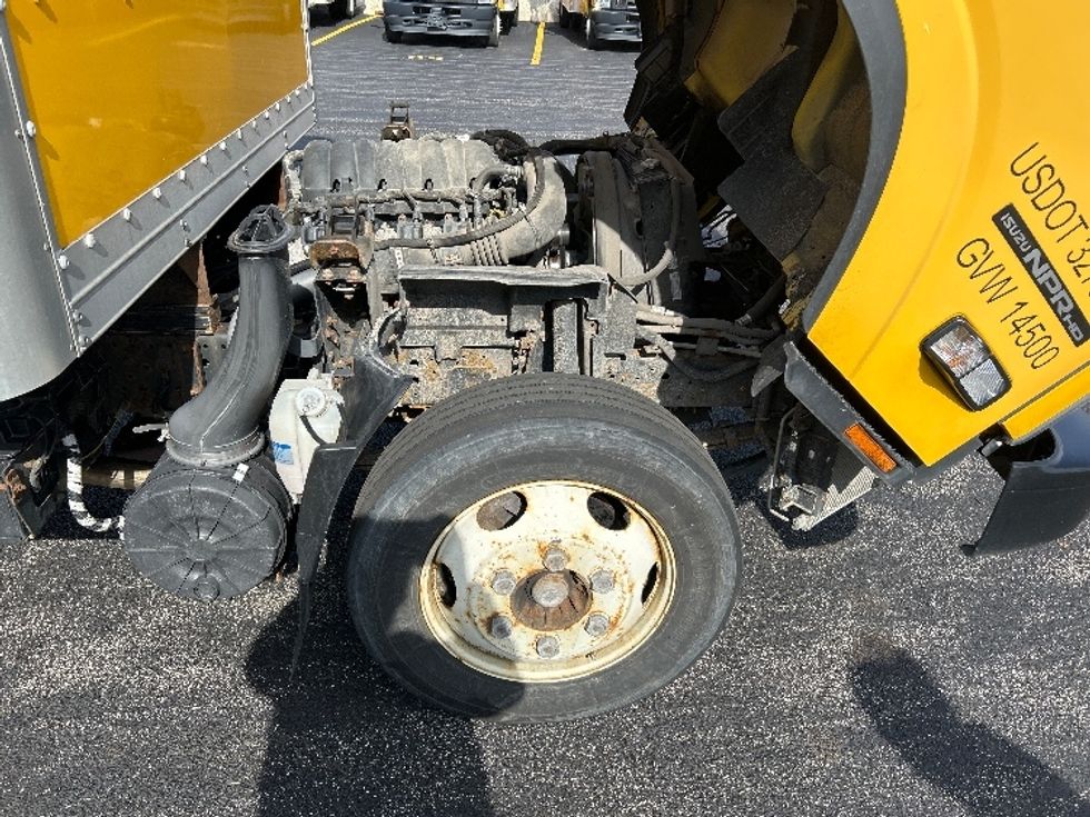 Light Duty Box Truck-Light and Medium Duty Trucks-Isuzu-2021-NPR EFI-La Porte-IN-109,602\n\t\tmiles-$ 35,250 - Image 23