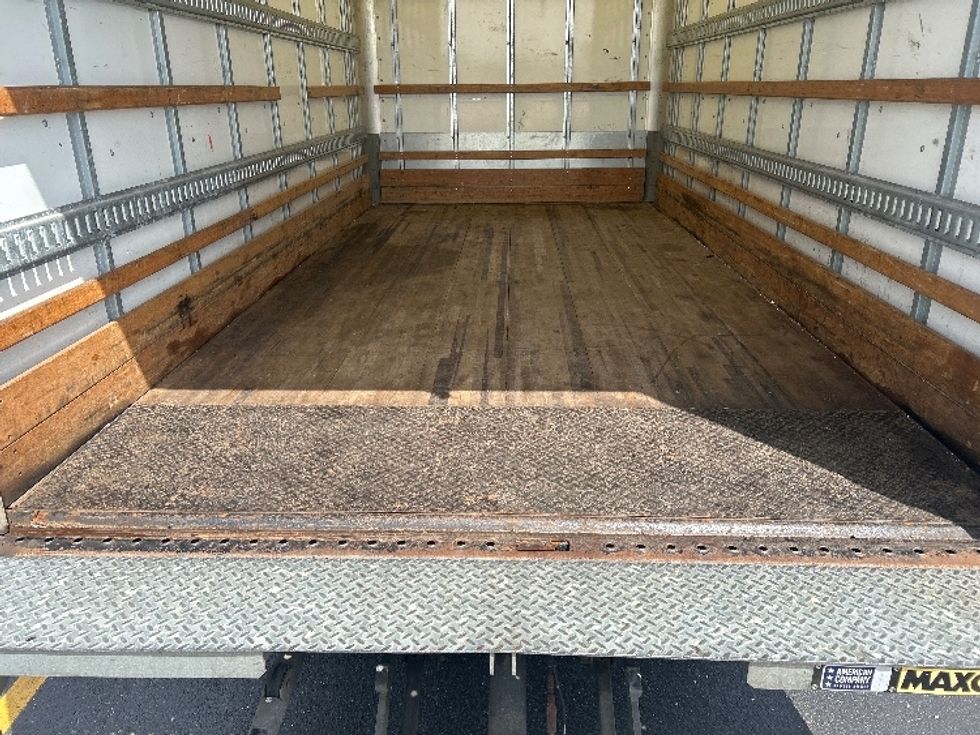 Light Duty Box Truck-Light and Medium Duty Trucks-Isuzu-2021-NPR EFI-La Porte-IN-76,005\n\t\tmiles-$ 45,250 - Image 10