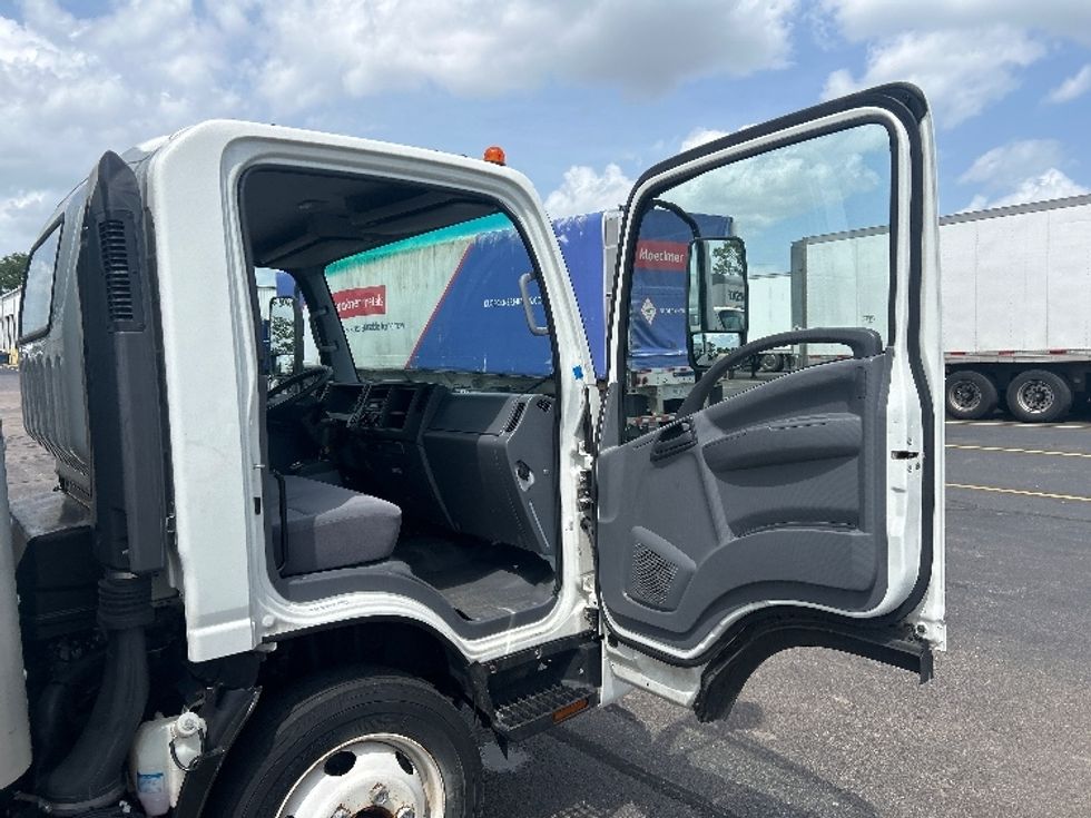 Light Duty Box Truck-Light and Medium Duty Trucks-Isuzu-2021-NPR EFI-La Porte-IN-76,005\n\t\tmiles-$ 45,250 - Image 20