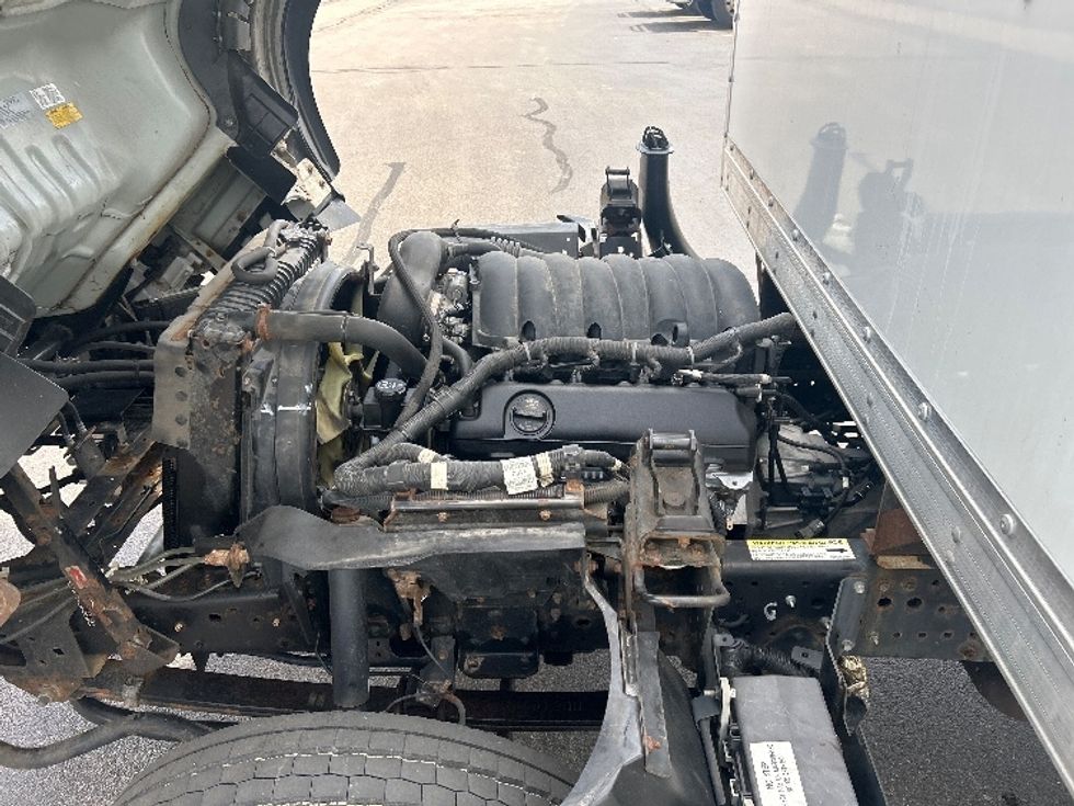 Light Duty Box Truck-Light and Medium Duty Trucks-Isuzu-2021-NPR EFI-La Porte-IN-76,005\n\t\tmiles-$ 45,250 - Image 24