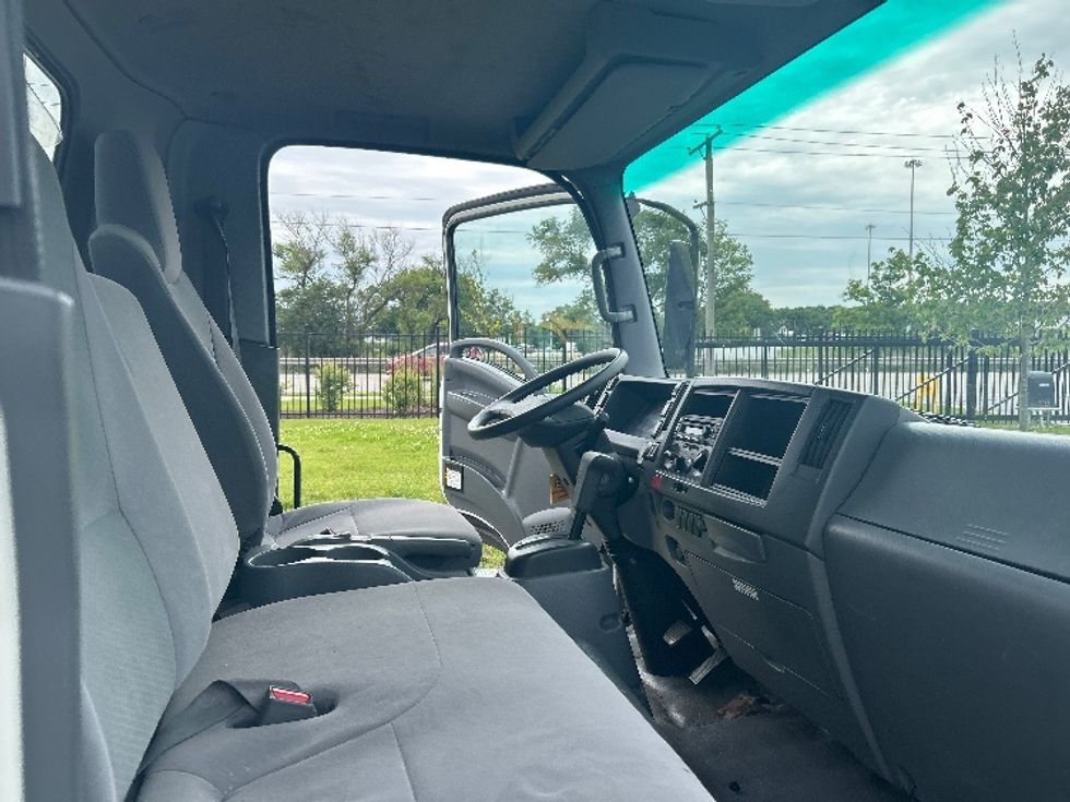 Light Duty Box Truck-Light and Medium Duty Trucks-Isuzu-2021-NPR EFI-La Porte-IN-83,849\n\t\tmiles-$ 44,250 - Image 22