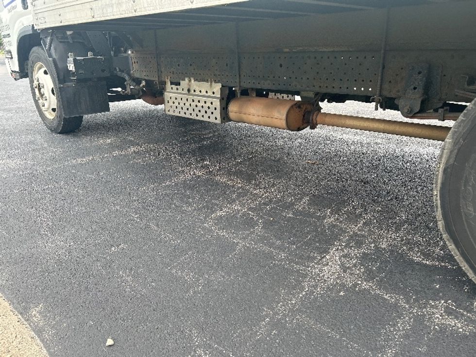 Light Duty Box Truck-Light and Medium Duty Trucks-Isuzu-2021-NPR EFI-La Porte-IN-83,849\n\t\tmiles-$ 44,250 - Image 5