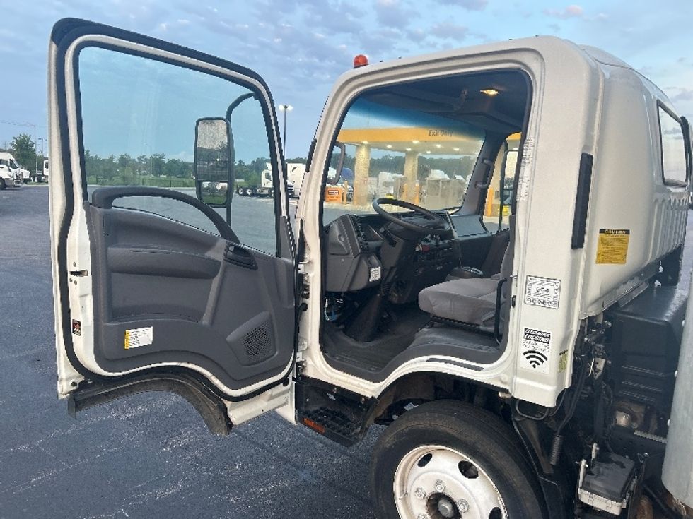 Light Duty Box Truck-Light and Medium Duty Trucks-Isuzu-2021-NPR EFI-La Porte-IN-90,409\n\t\tmiles-$ 39,750 - Image 16