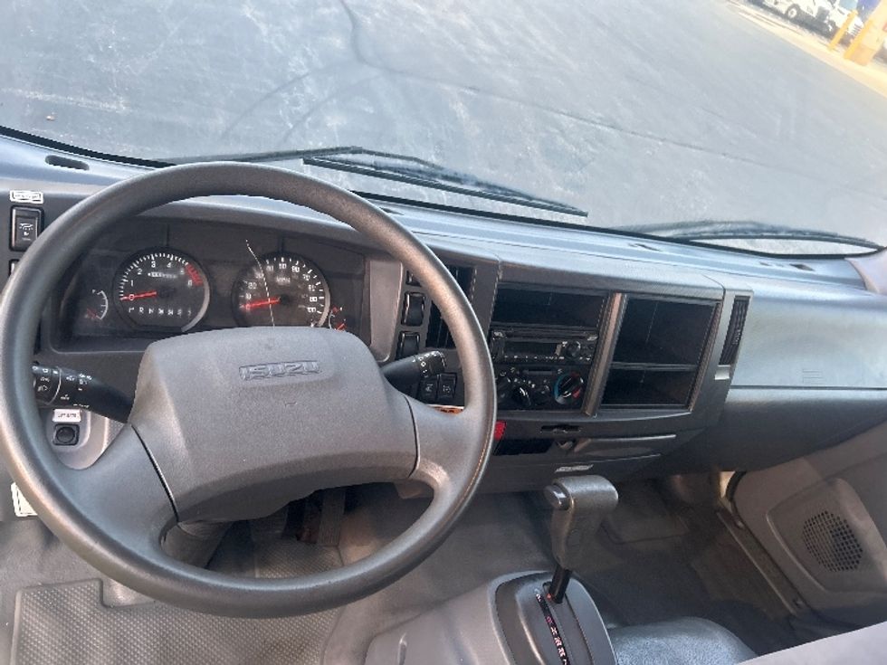 Light Duty Box Truck-Light and Medium Duty Trucks-Isuzu-2021-NPR EFI-La Porte-IN-90,409\n\t\tmiles-$ 39,750 - Image 18