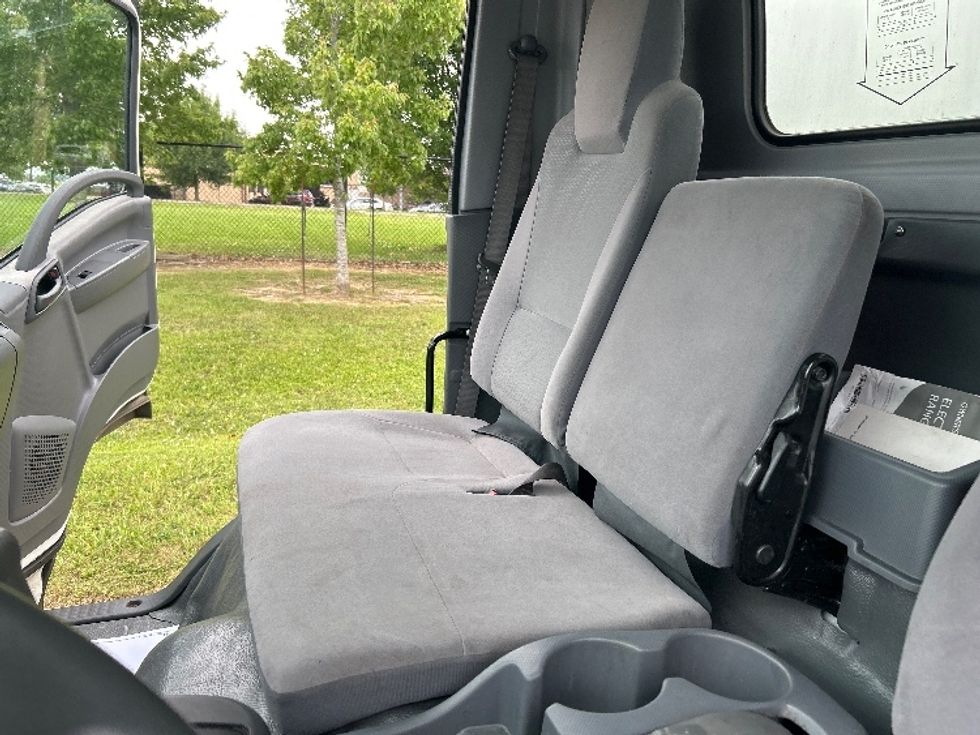 Light Duty Box Truck-Light and Medium Duty Trucks-Isuzu-2021-NPR EFI-Lafayette-LA-95,242\n\t\tmiles-$ 41,000 - Image 19