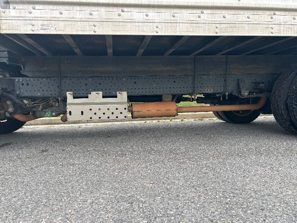 Light Duty Box Truck-Light and Medium Duty Trucks-Isuzu-2021-NPR EFI-Lafayette-LA-95,242\n\t\tmiles-$ 41,000 - Image 5