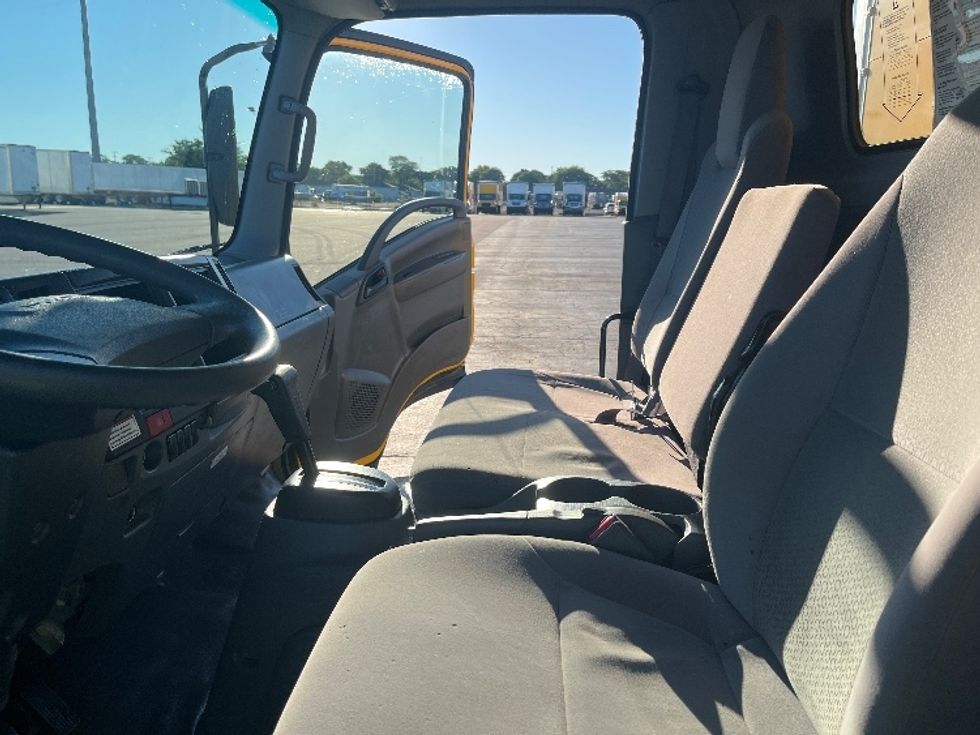 Light Duty Box Truck-Light and Medium Duty Trucks-Isuzu-2021-NPR EFI-Lansing-MI-85,610\n\t\tmiles-$ 39,500 - Image 19