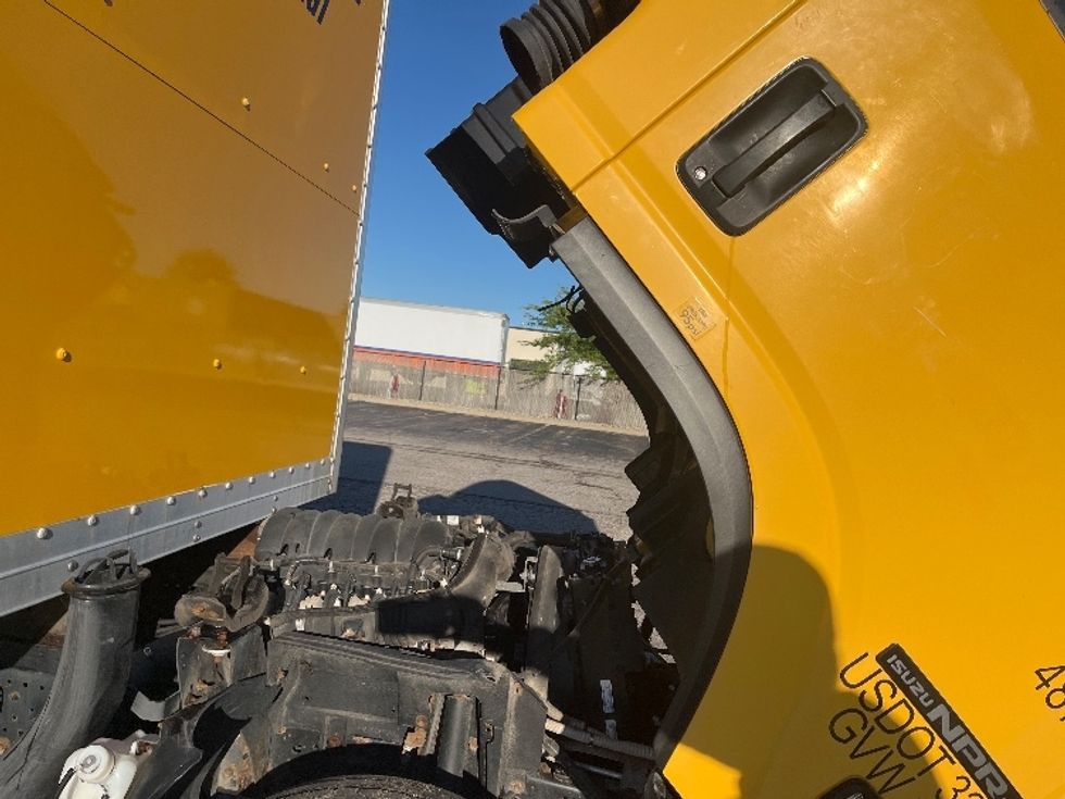 Light Duty Box Truck-Light and Medium Duty Trucks-Isuzu-2021-NPR EFI-Lansing-MI-85,610\n\t\tmiles-$ 39,500 - Image 24