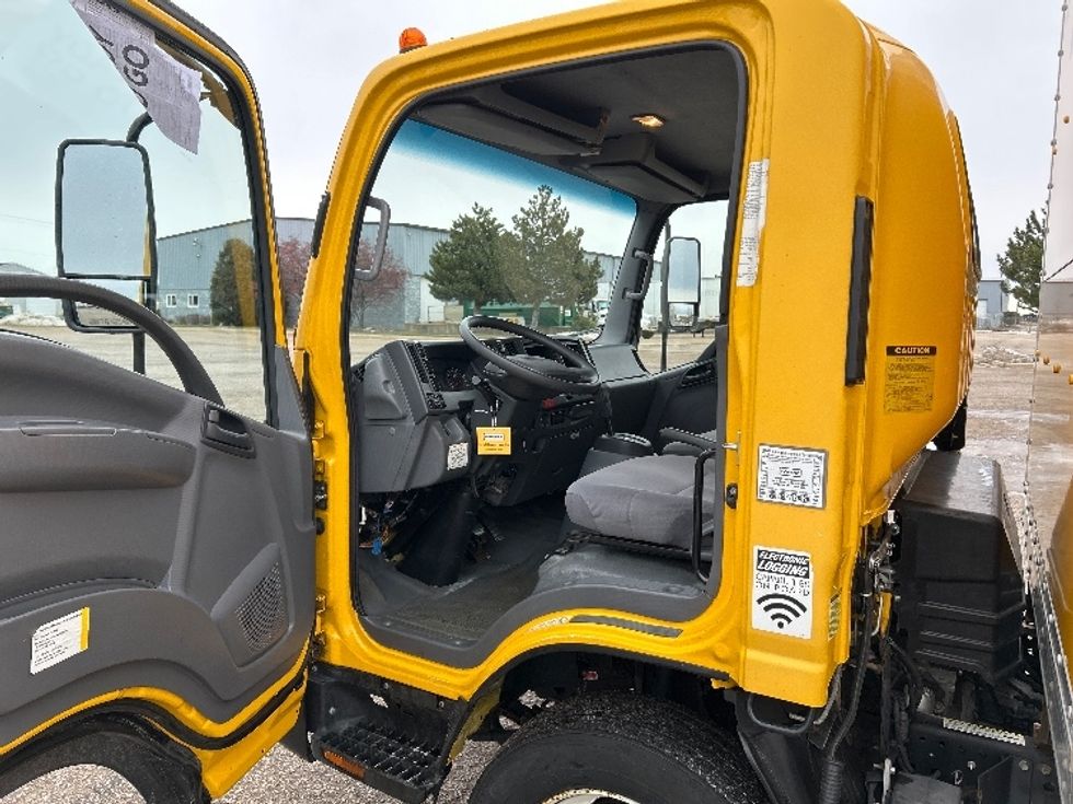 Light Duty Box Truck-Light and Medium Duty Trucks-Isuzu-2021-NPR EFI-Lansing-MI-98,788\n\t\tmiles-$ 34,500 - Image 16