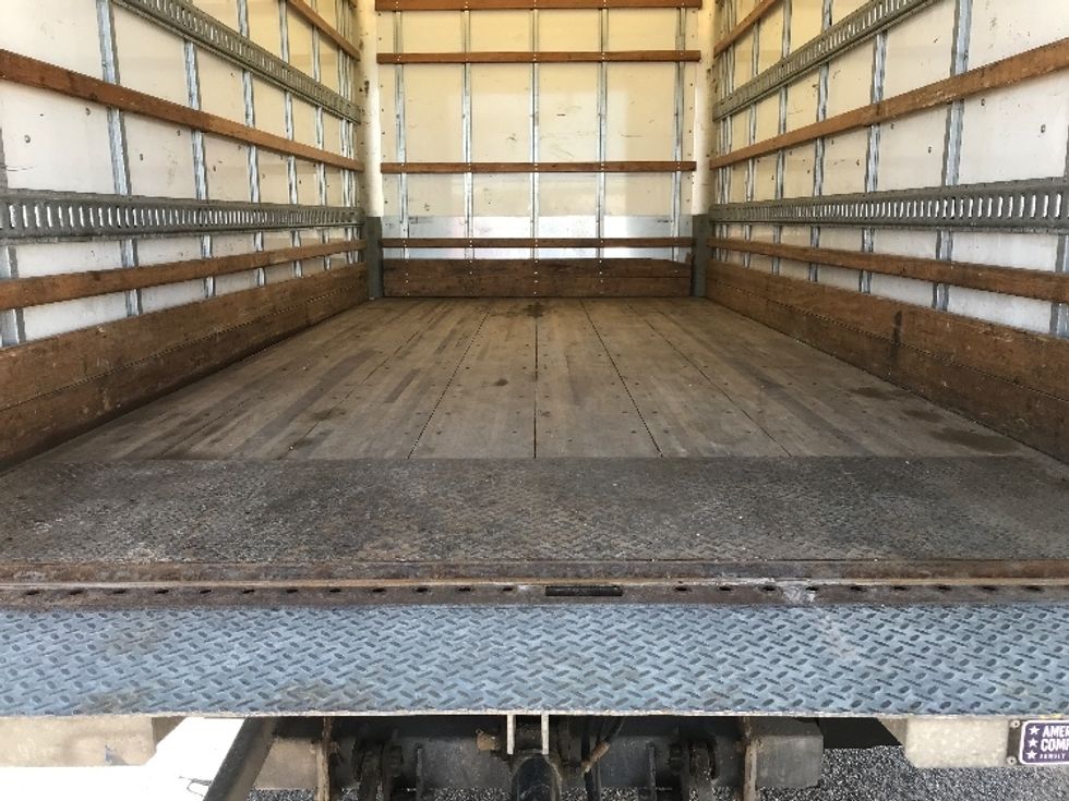 Light Duty Box Truck-Light and Medium Duty Trucks-Isuzu-2021-NPR EFI-Las Vegas-NV-117,938\n\t\tmiles-$ 32,750 - Image 10