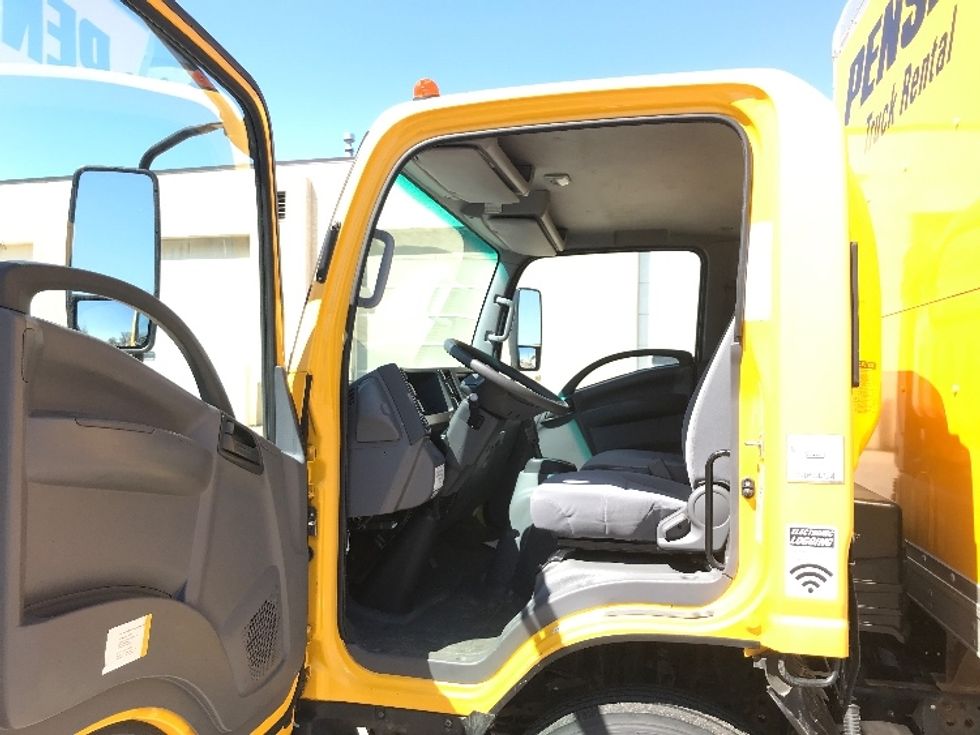 Light Duty Box Truck-Light and Medium Duty Trucks-Isuzu-2021-NPR EFI-Las Vegas-NV-117,938\n\t\tmiles-$ 32,750 - Image 16