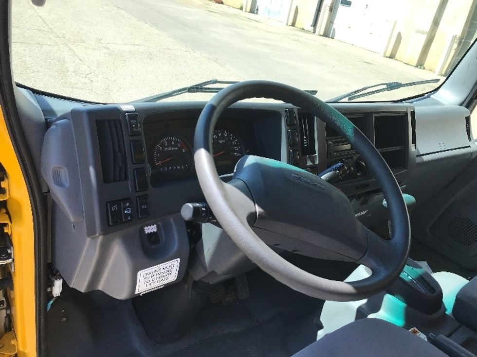 Light Duty Box Truck-Light and Medium Duty Trucks-Isuzu-2021-NPR EFI-Las Vegas-NV-117,938\n\t\tmiles-$ 32,750 - Image 17
