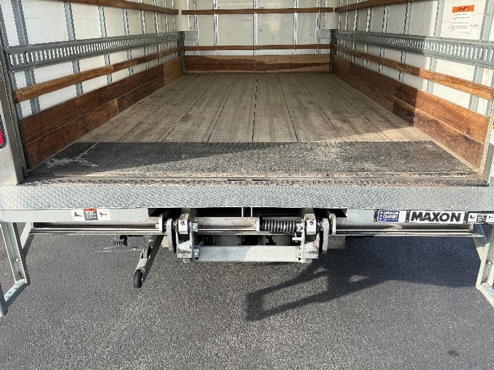 Light Duty Box Truck-Light and Medium Duty Trucks-Isuzu-2021-NPR EFI-Las Vegas-NV-89,591\n\t\tmiles-$ 41,000 - Image 10