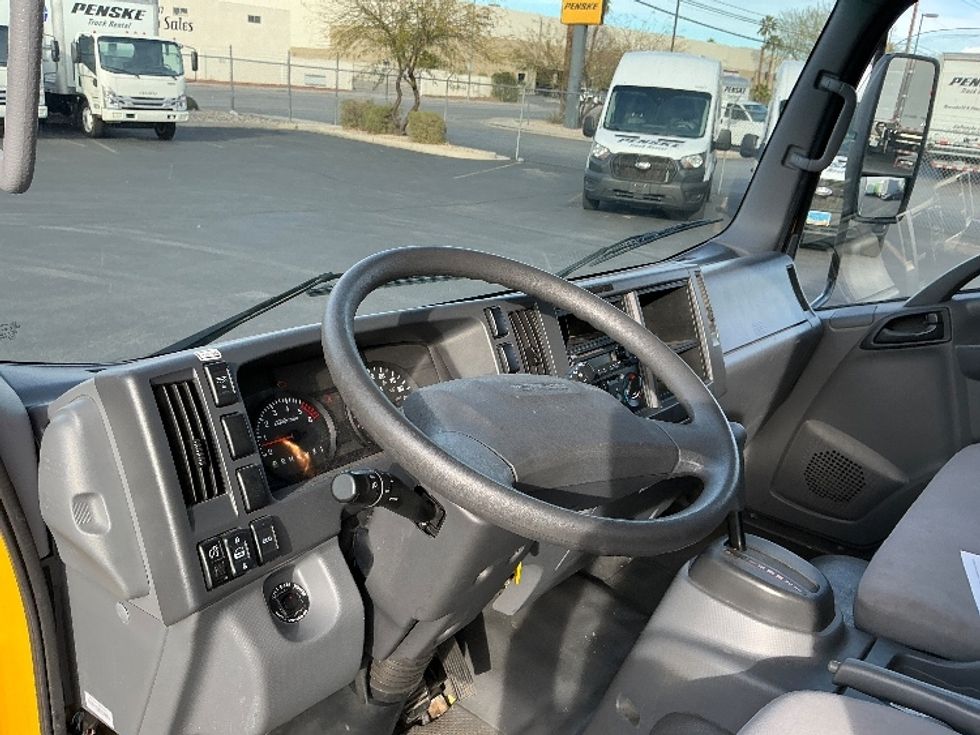 Light Duty Box Truck-Light and Medium Duty Trucks-Isuzu-2021-NPR EFI-Las Vegas-NV-89,591\n\t\tmiles-$ 41,000 - Image 17