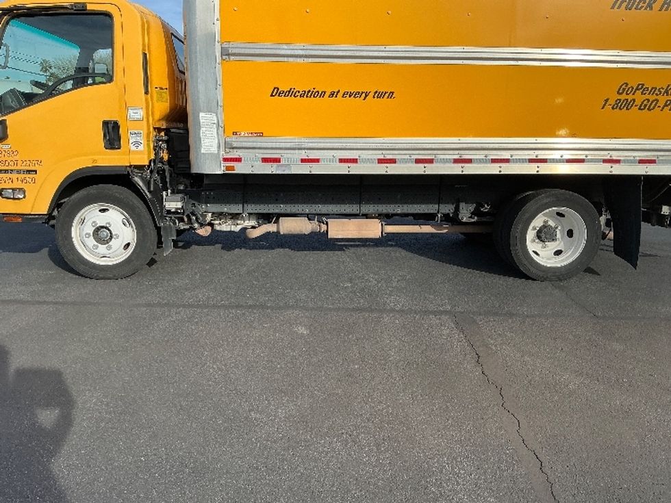 Light Duty Box Truck-Light and Medium Duty Trucks-Isuzu-2021-NPR EFI-Las Vegas-NV-89,591\n\t\tmiles-$ 41,000 - Image 5