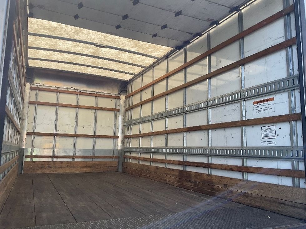 Light Duty Box Truck-Light and Medium Duty Trucks-Isuzu-2021-NPR EFI-Las Vegas-NV-99,515\n\t\tmiles-$ 42,000 - Image 12